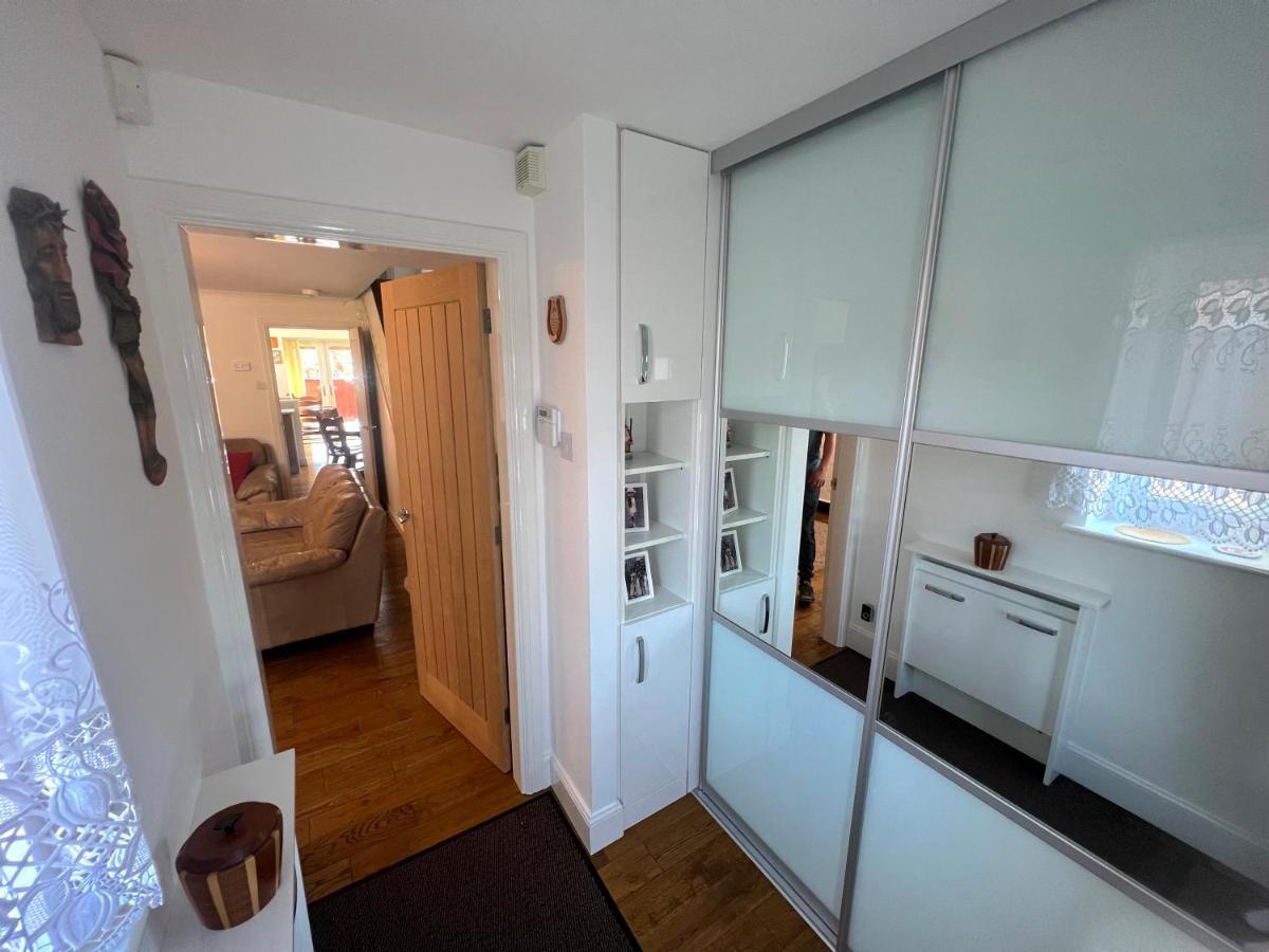 Simply Stunning 2 Bedroom Home With Parking Space Nottingham Eksteriør bilde