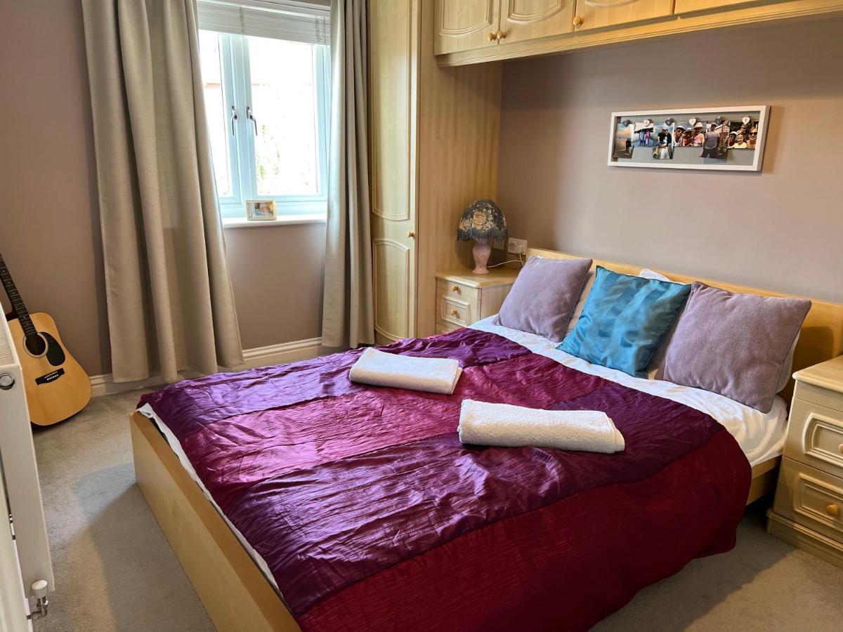 Simply Stunning 2 Bedroom Home With Parking Space Nottingham Eksteriør bilde