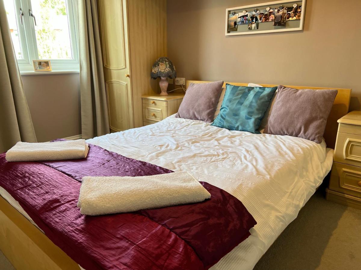 Simply Stunning 2 Bedroom Home With Parking Space Nottingham Eksteriør bilde