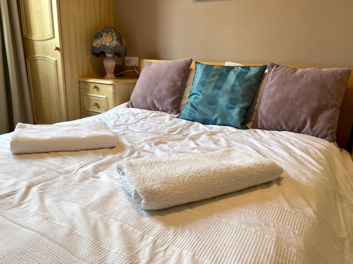 Simply Stunning 2 Bedroom Home With Parking Space Nottingham Eksteriør bilde