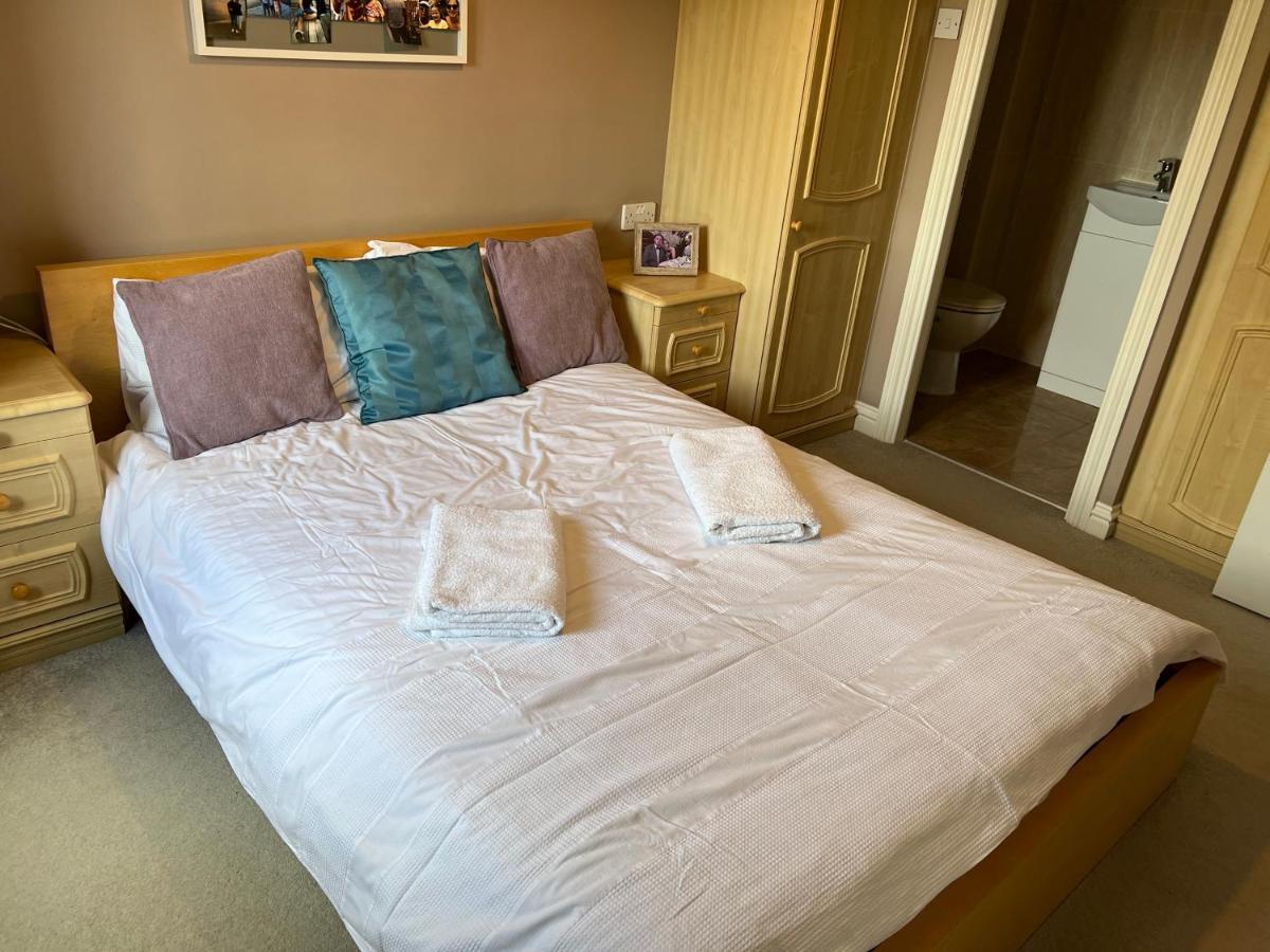 Simply Stunning 2 Bedroom Home With Parking Space Nottingham Eksteriør bilde